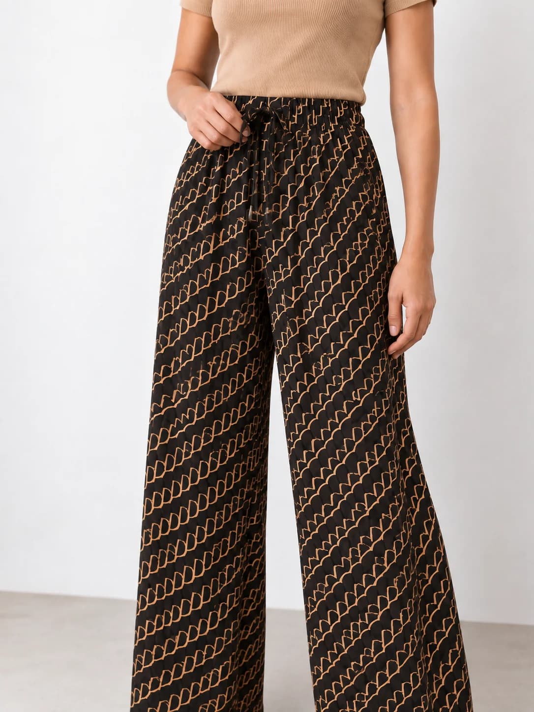 Printed Drawstring Wide-Leg Trousers — back