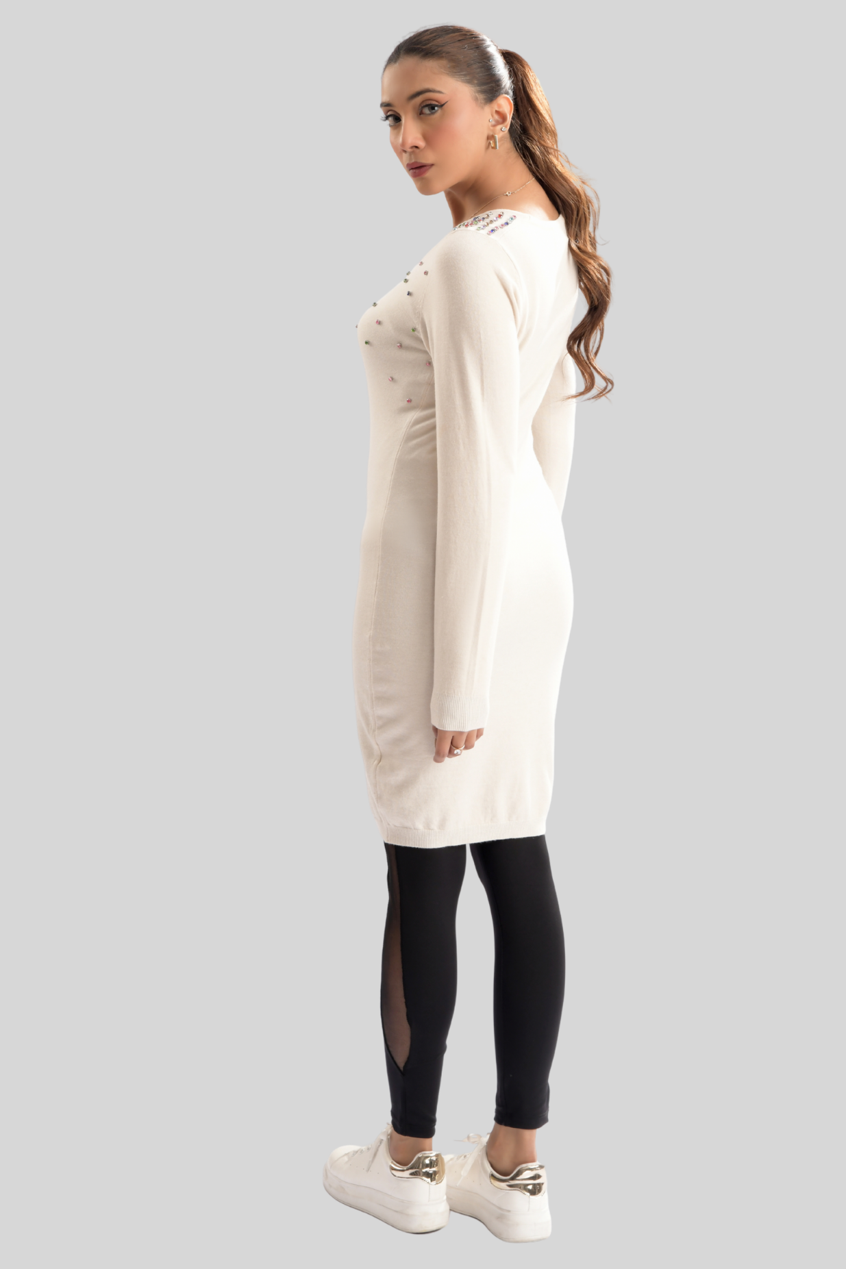 Pearl Elegance Body-Fitted Dress