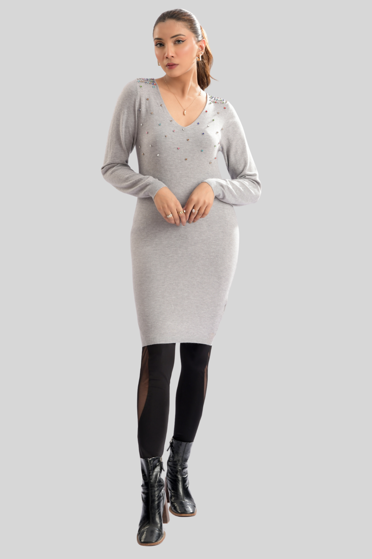 Pearl Elegance Body-Fitted Dress