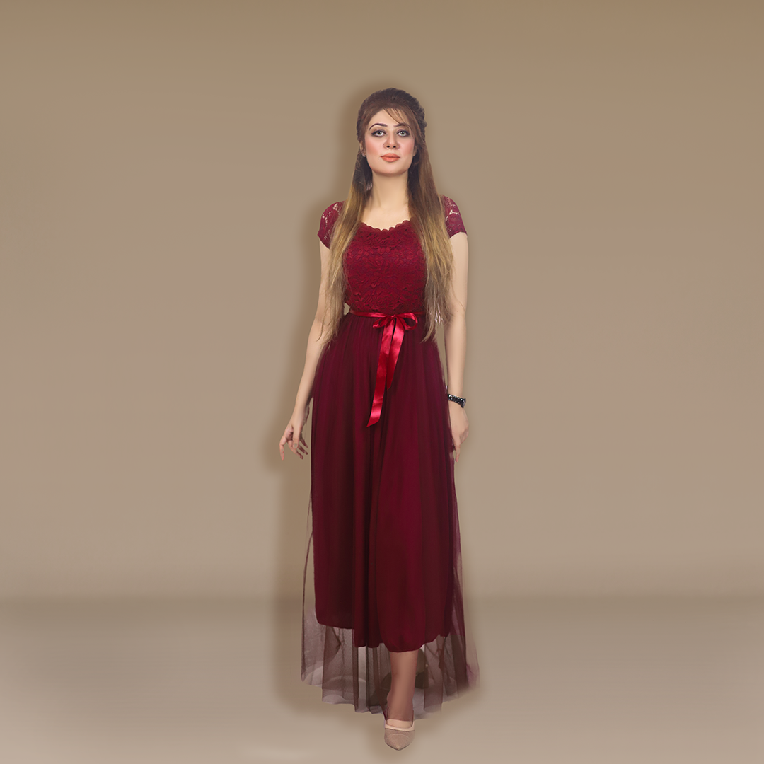 Embroidery maxi- Graceful Flair Shoulder Sleeve Short Maxi
