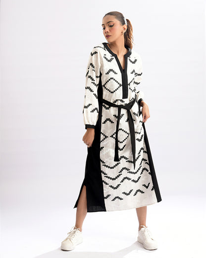 Enchant Wave Dual-Tone Elegance Dress